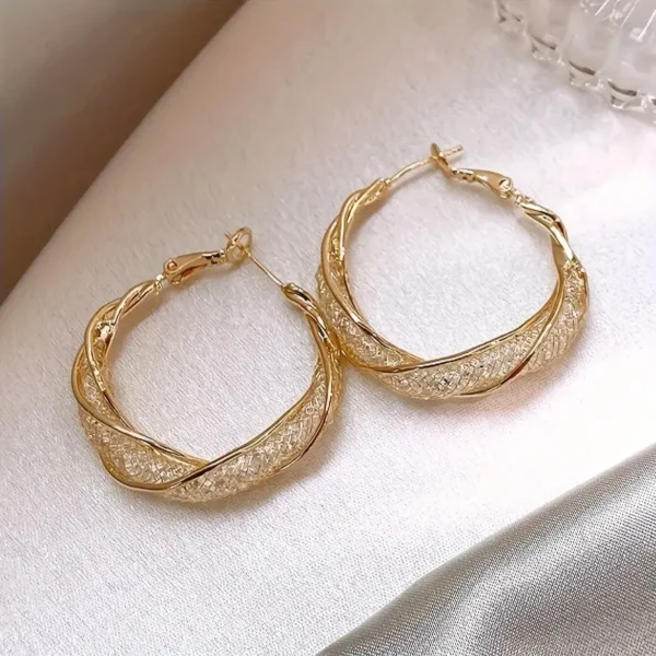 Elegant Alloy Twisted Hoop Earrings - Image 3